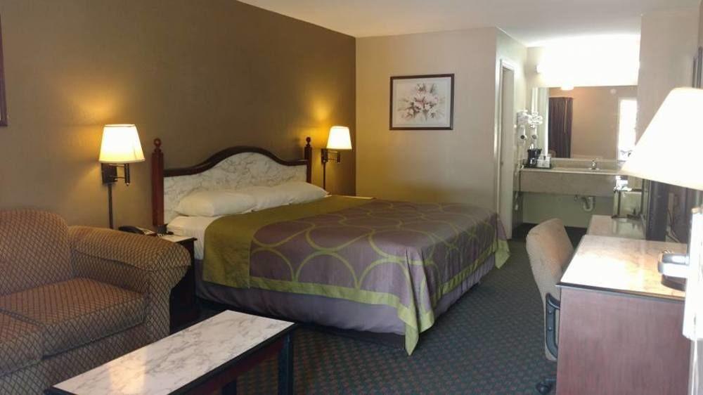 Super 8 By Wyndham Bossier City/Shreveport Area Eksteriør billede