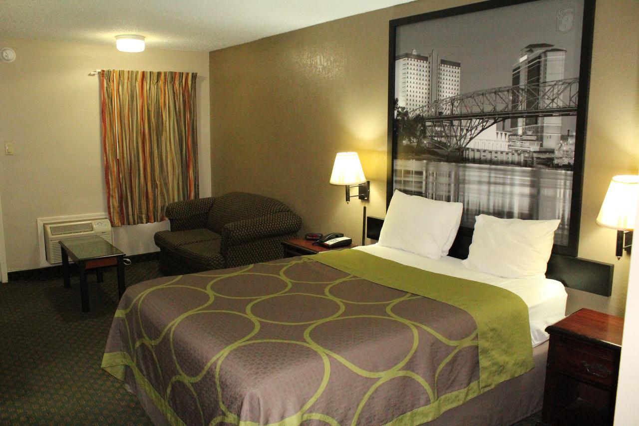 Super 8 By Wyndham Bossier City/Shreveport Area Eksteriør billede